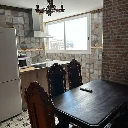 Luxury Art Apartment *