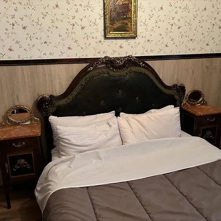 Apartment Luxury Art